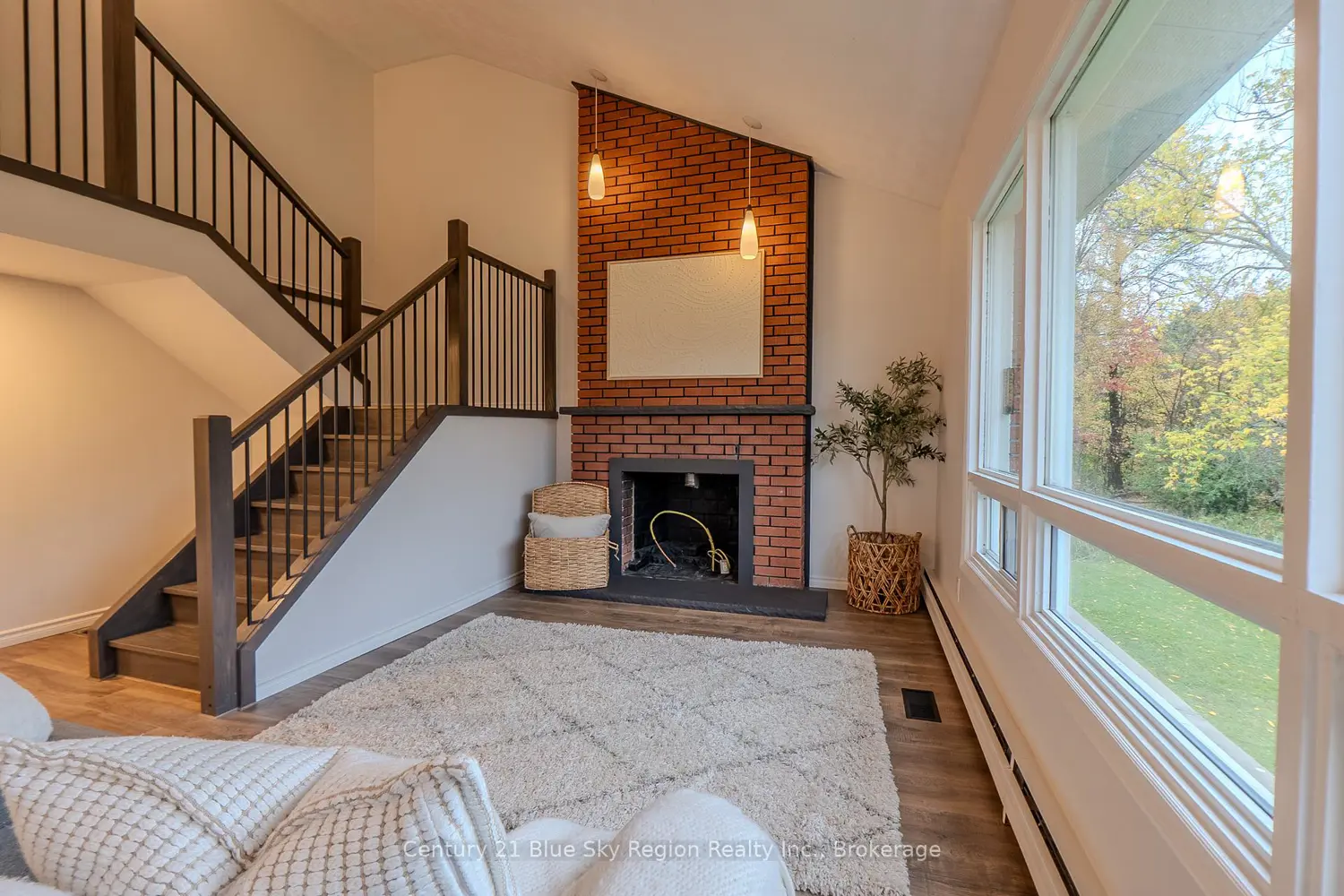 Additional image 13 of 444 Lansdowne Street