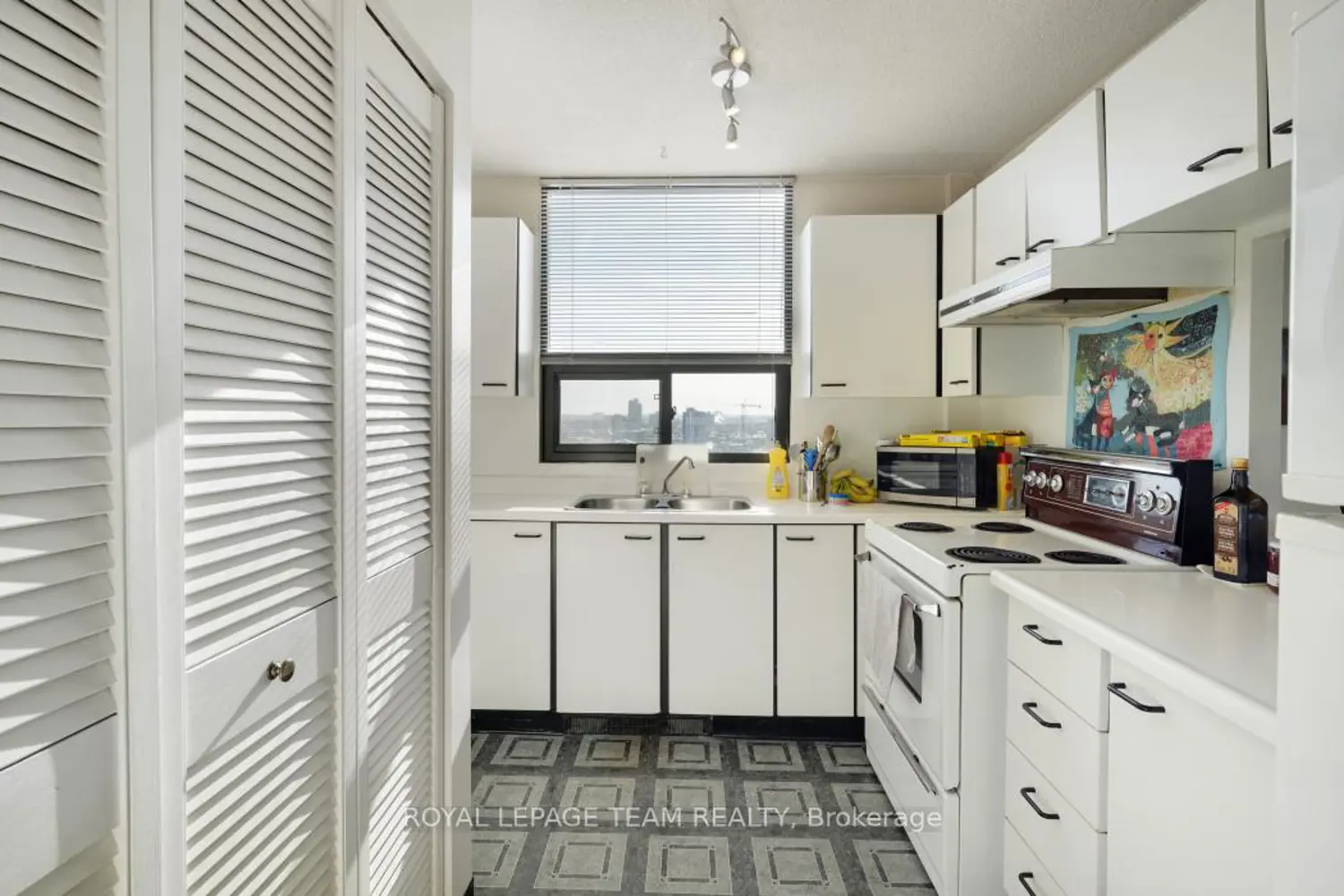 Additional image 12 of 40 Arthur Street 1004