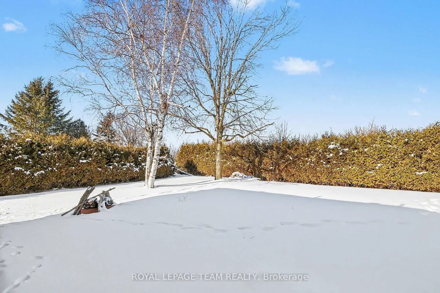 Additional image 15 of 237 Queen West Street