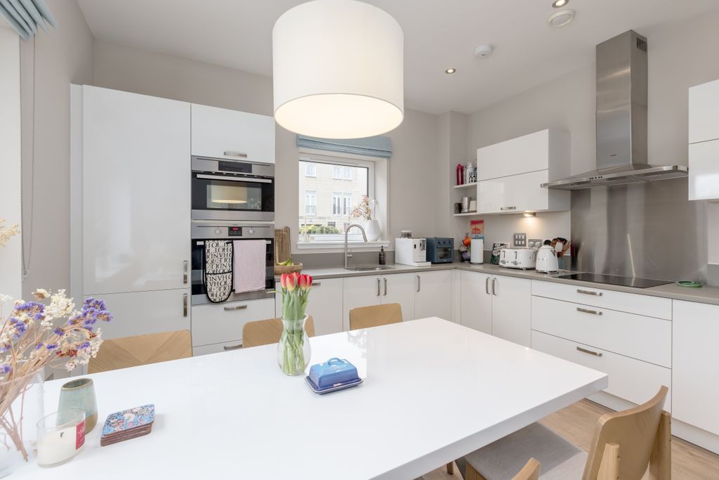 Additional image 6 of 3 bed flat for saleFlat 1, 62 Larkfield Gardens, Trinity, Edinburgh EH5