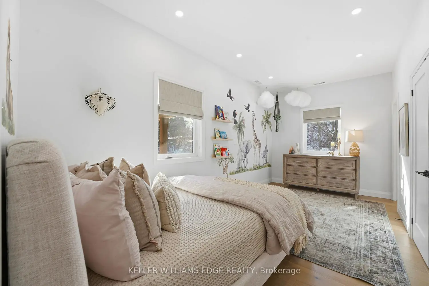 Additional image 11 of 1316 Dundas Street