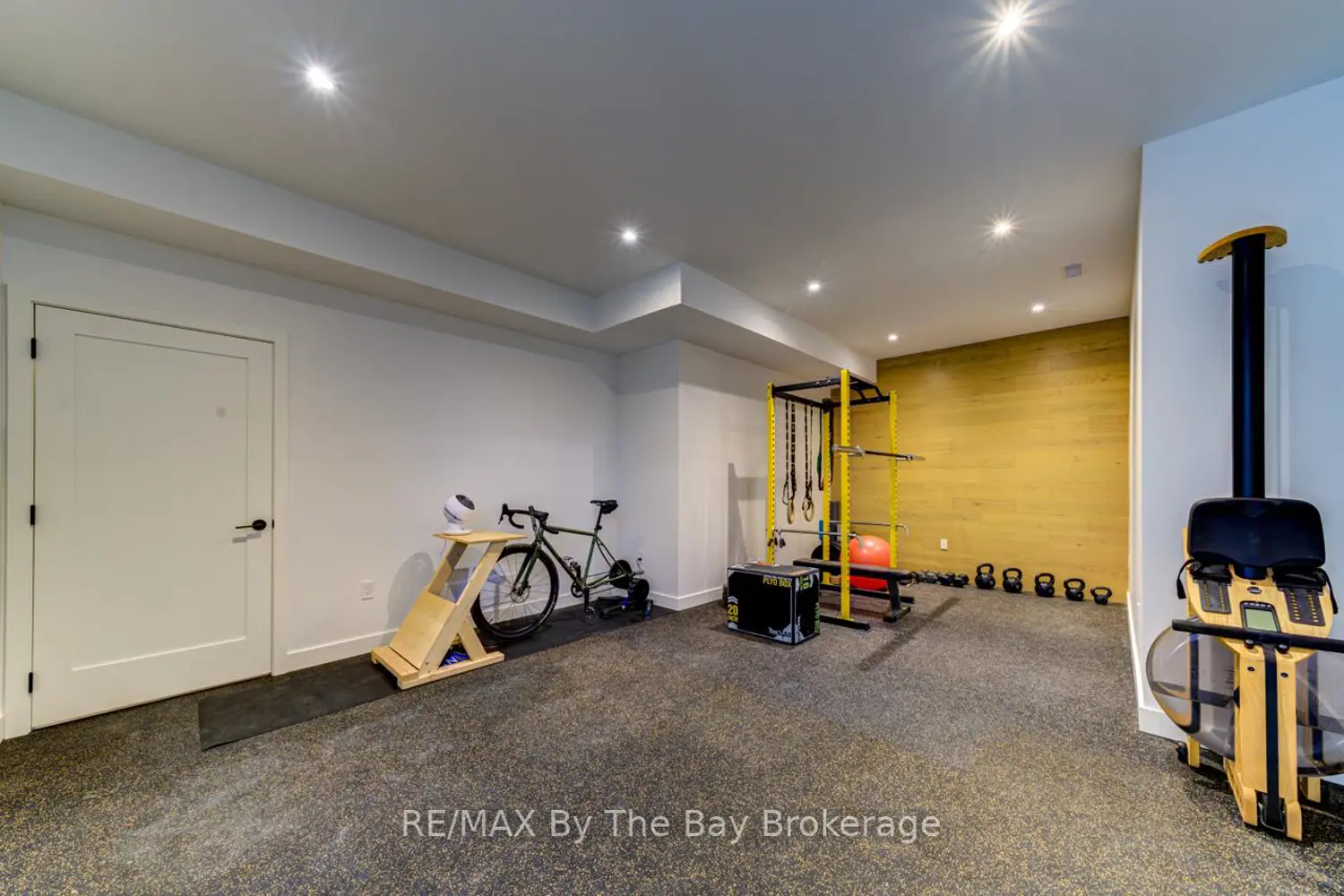 Additional image 10 of 18 Raintree Court