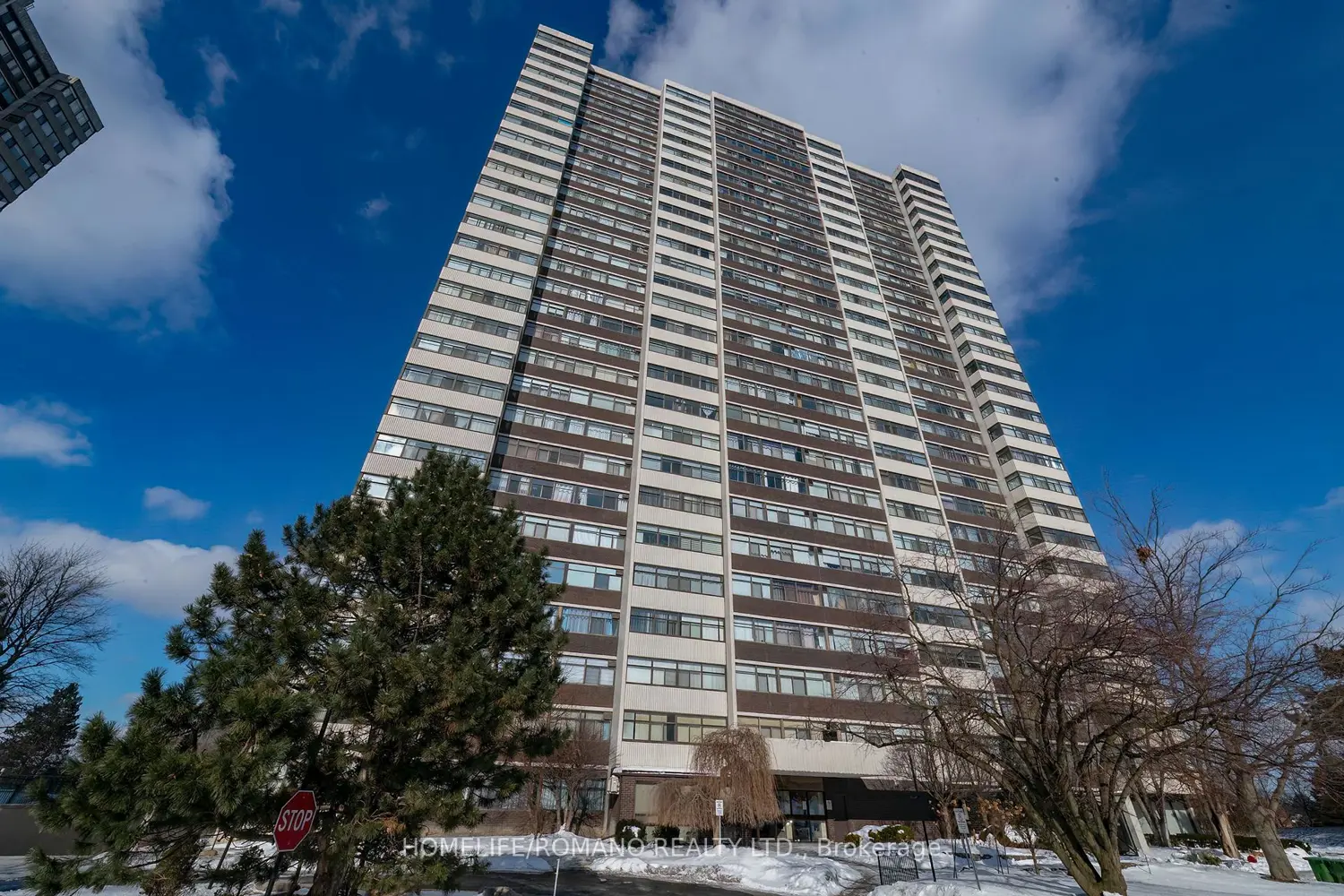 100 Antibes Drive 702