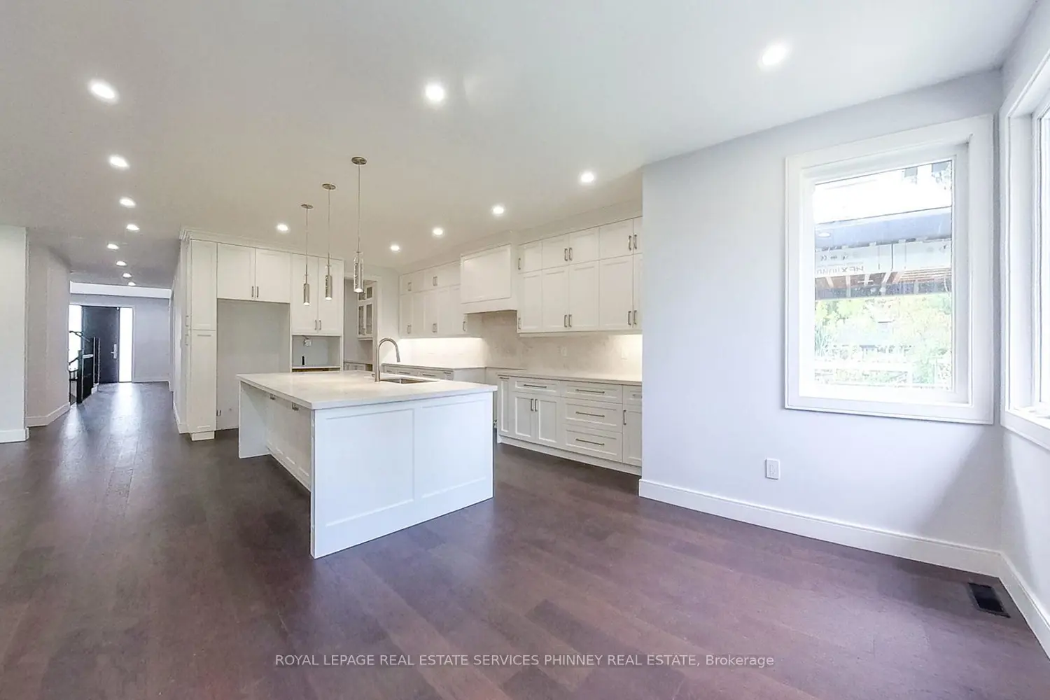 Additional image 7 of 1029 Lorne Park Road