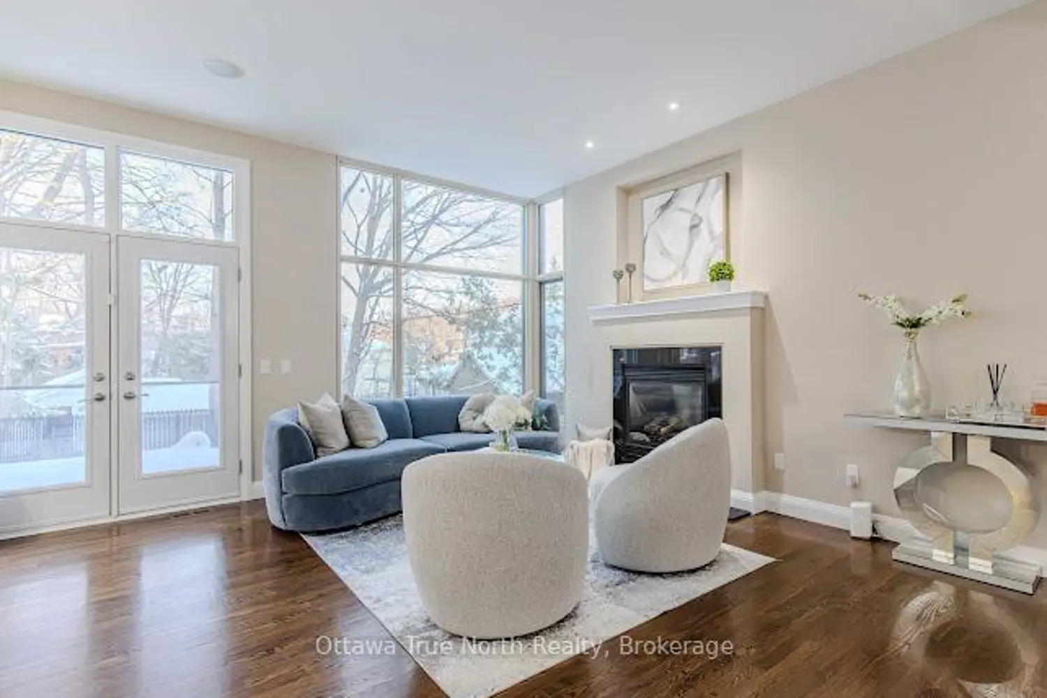 Additional image 9 of 105 Black Maple Private