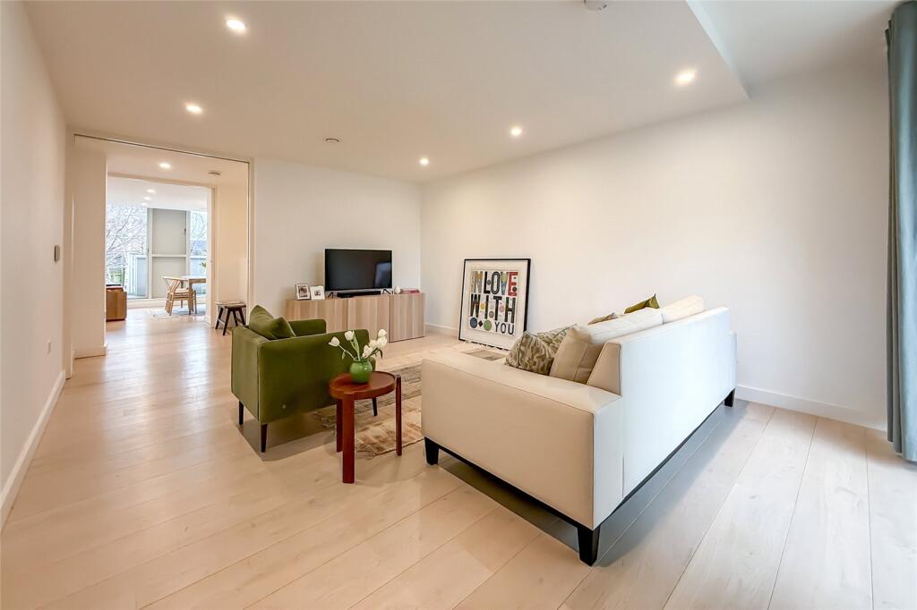 Additional image 5 of Gabriel Square, St. Albans, Hertfordshire, AL1