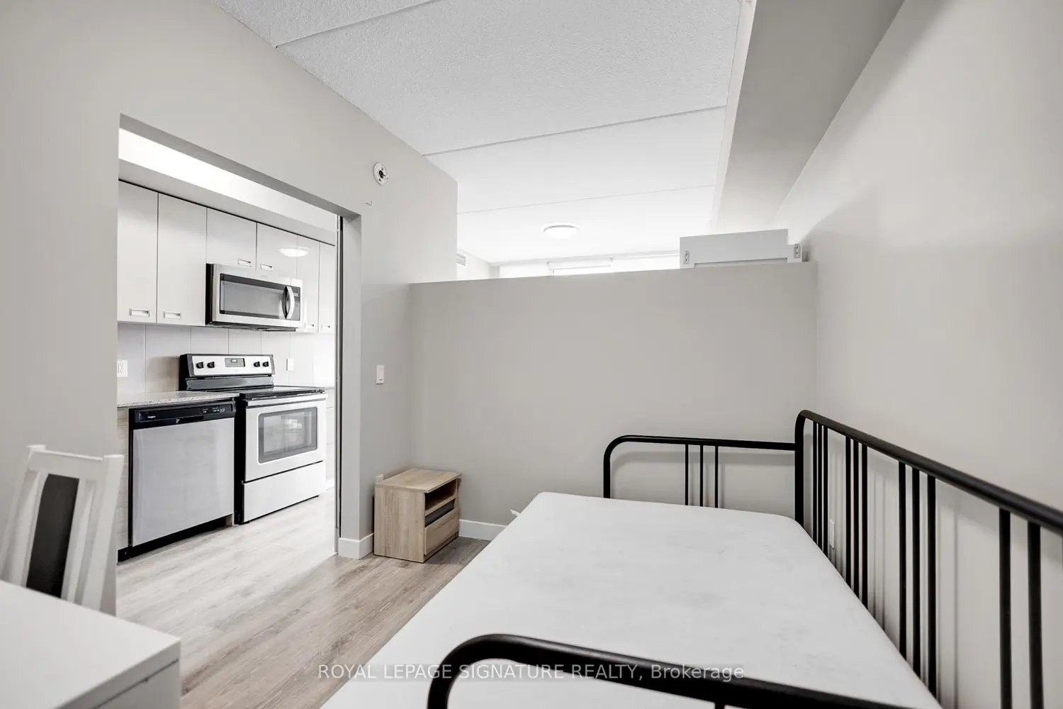 Additional image 12 of 308 Lester Street 619