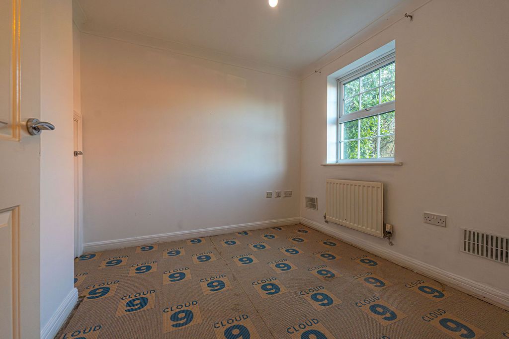 Additional image 22 of 4 bed terraced house for salePowis Close, Newport NP10