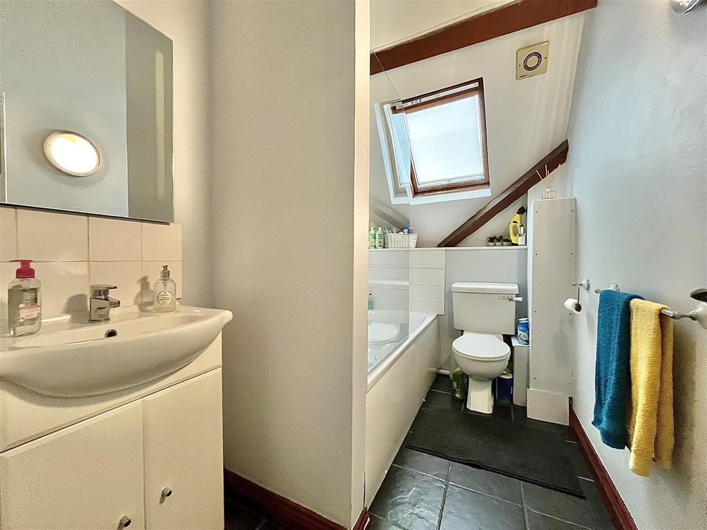 Additional image 8 of 2 bed flat for saleCopse Cross Street, Ross-On-Wye HR9