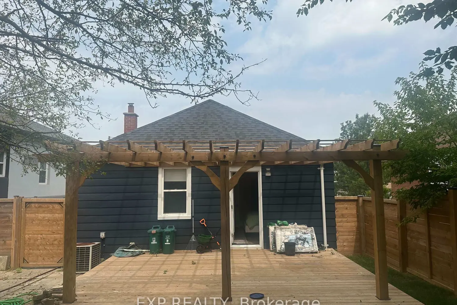 251 Tresane Street photo 5
