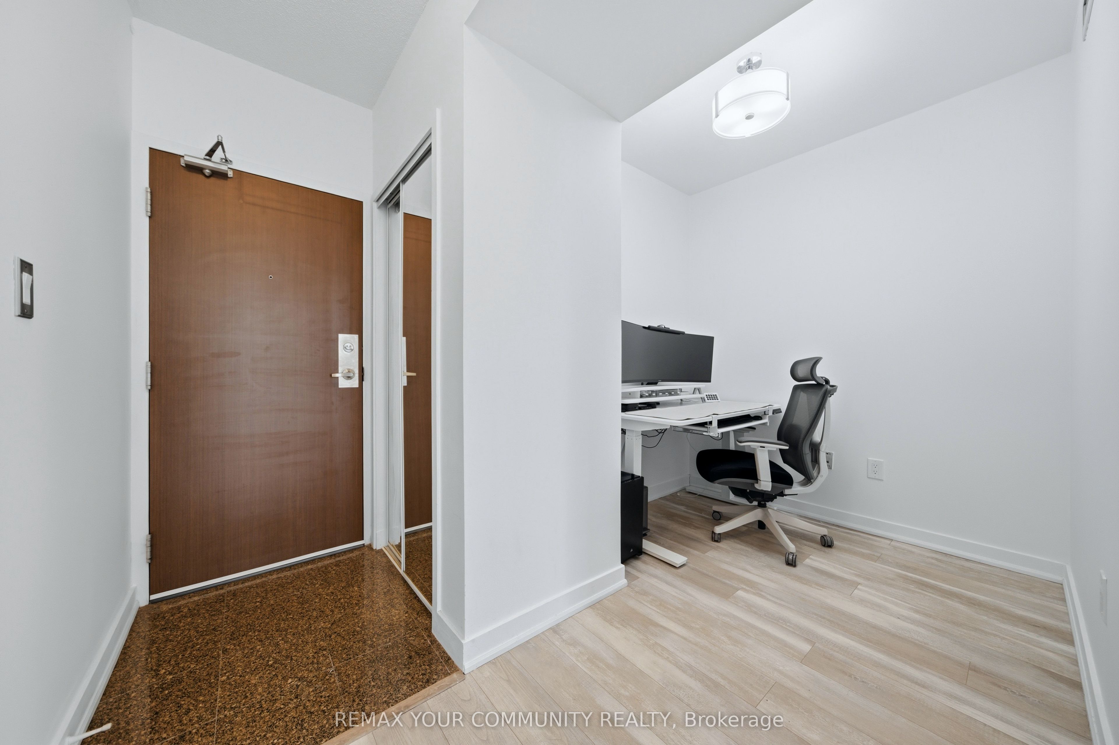Additional image 3 of 4502-35 Mariner Terrace, Toronto, ON, M5V 3V9