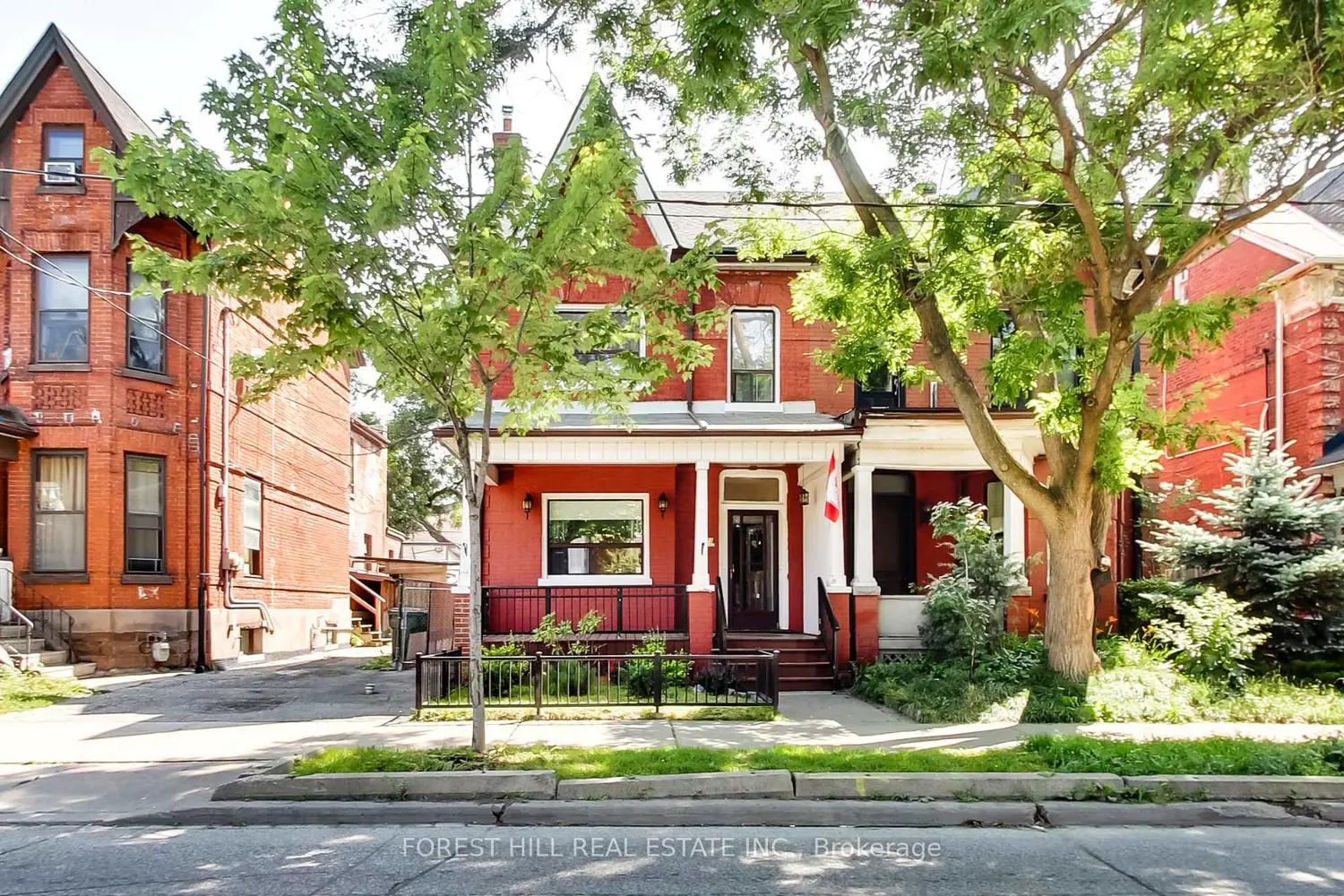 23 Lansdowne Avenue