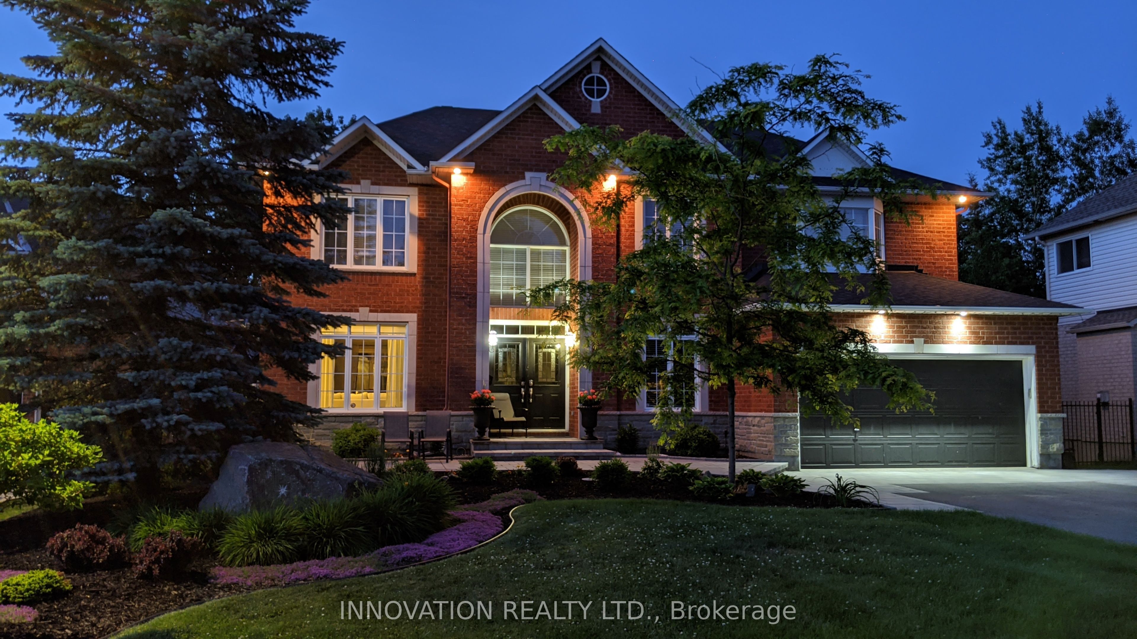 16 Charlesworth Court, Ottawa, ON, K2K 3L5