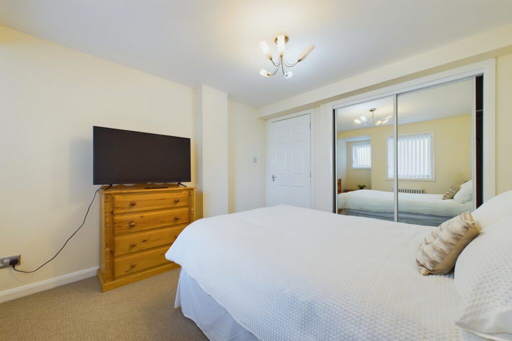 Additional image 15 of 3 bed flat for saleFlat A, 71 Victoria Road, Gourock PA19