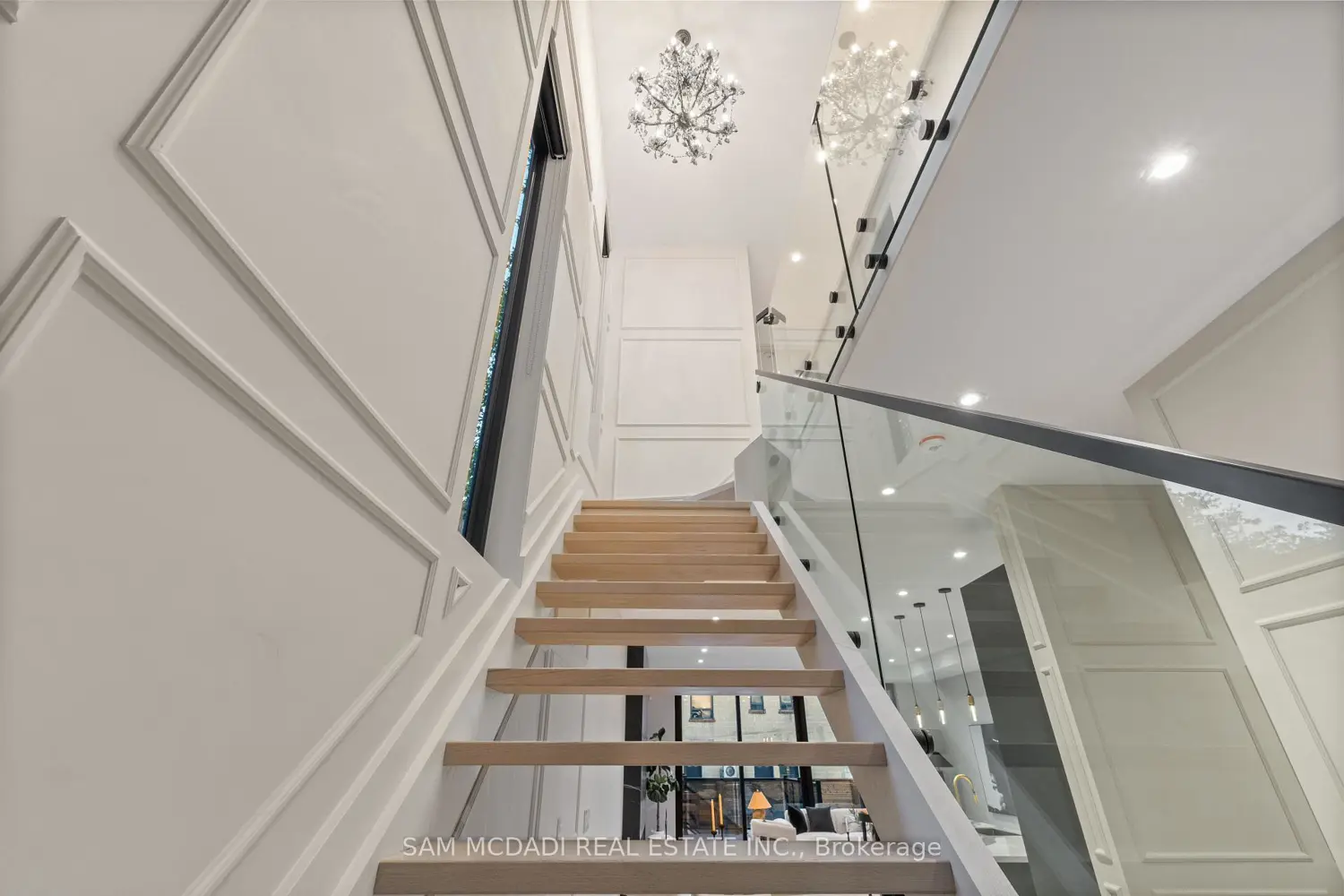 Additional image 9 of 1090 Ella Avenue