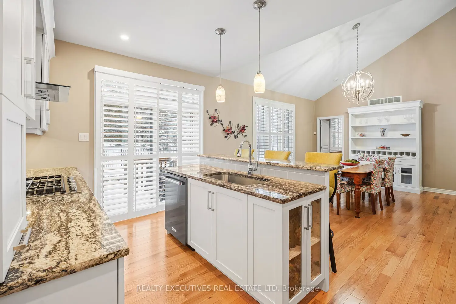 Additional image 2 of 90 Magnolia Way