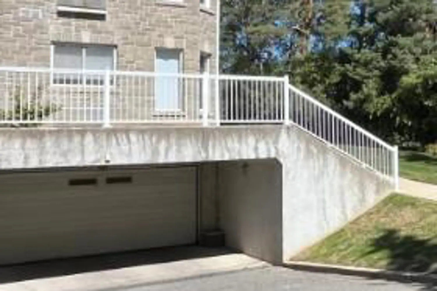 Additional image 19 of 1099 Clonsilla Avenue 304C