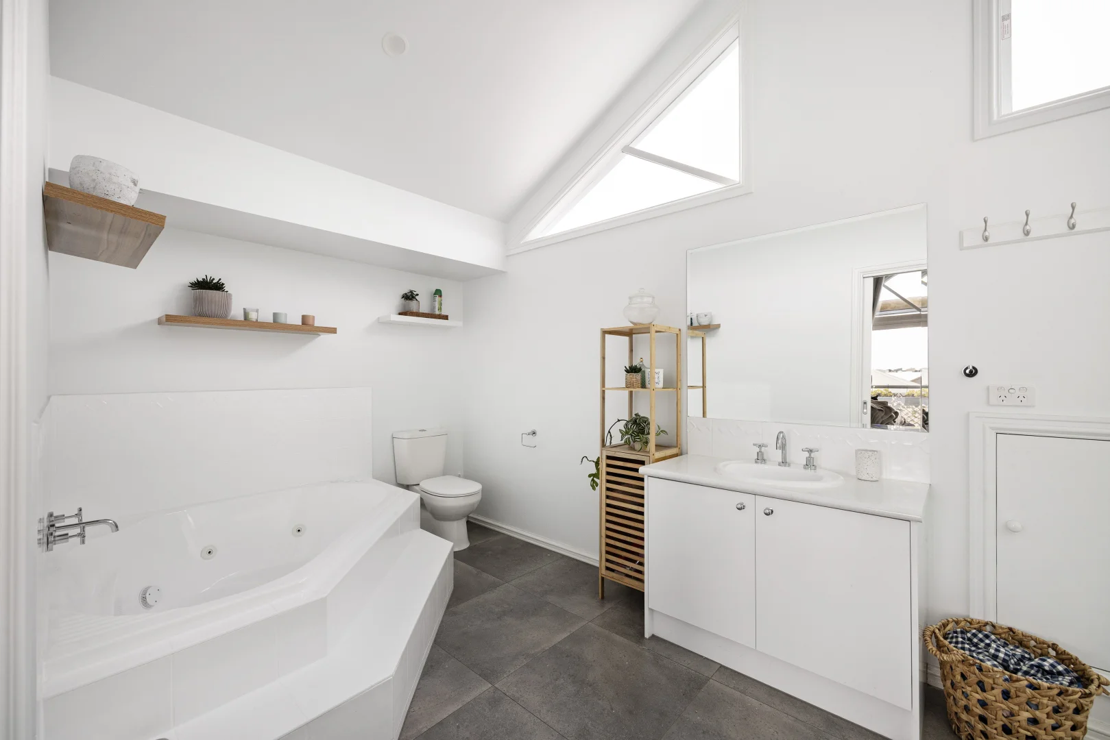 Additional image 9 of 20 Mcguire Crescent, Williamstown VIC 3016