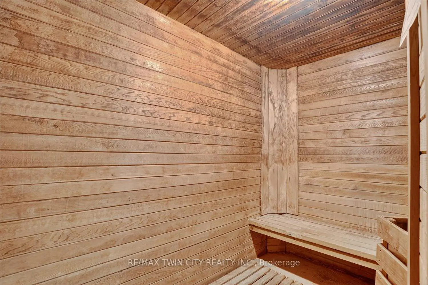 Additional image 17 of 3227 King Street 506