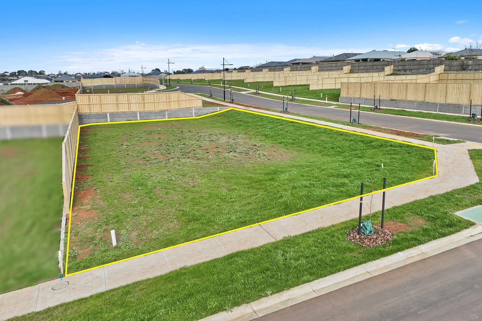 10 Newton Avenue, Warragul VIC 3820