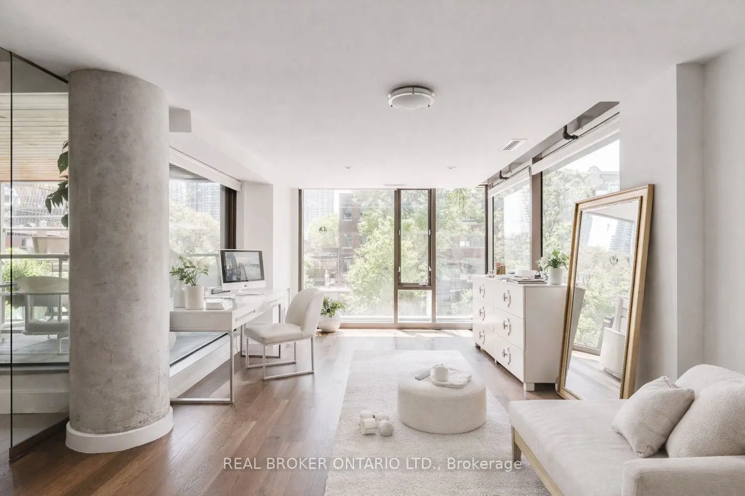 Additional image 8 of 500 Wellington Street 201