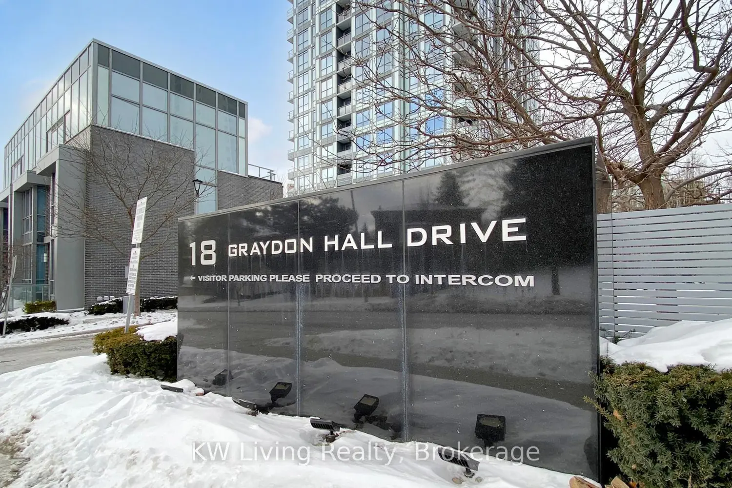18 Graydon Hall Drive 1109