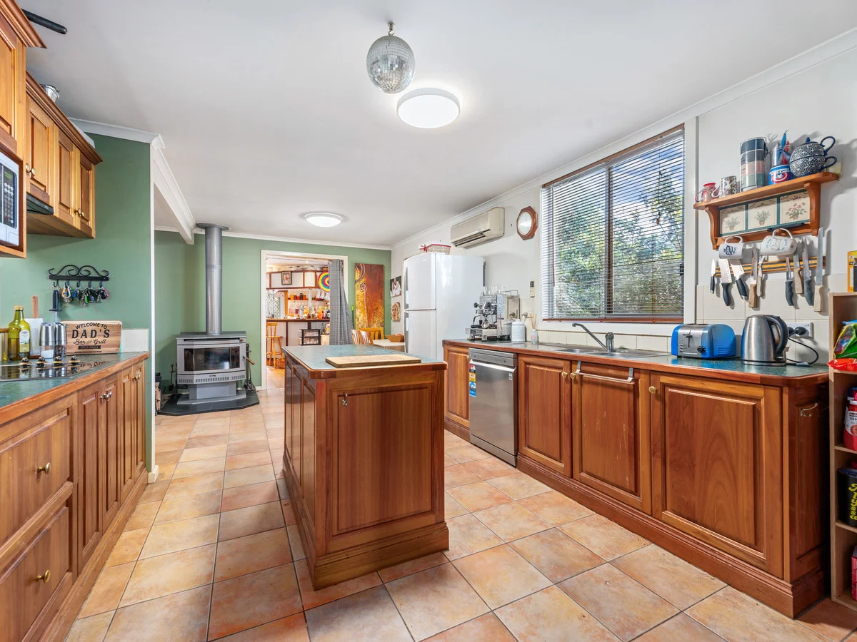 Additional image 3 of 16 Laughtons Road, Kalimna VIC 3909