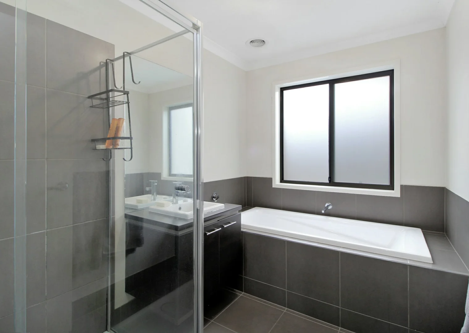 Additional image 9 of 19D Maude Street, Lucknow VIC 3875