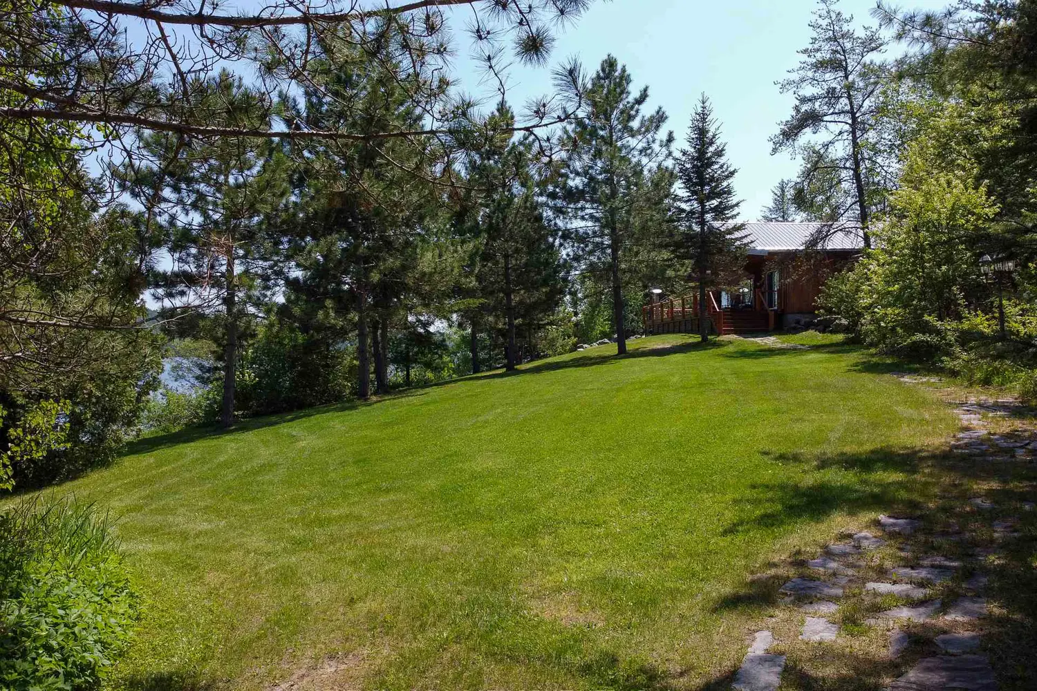 59 White Bear Court photo 3