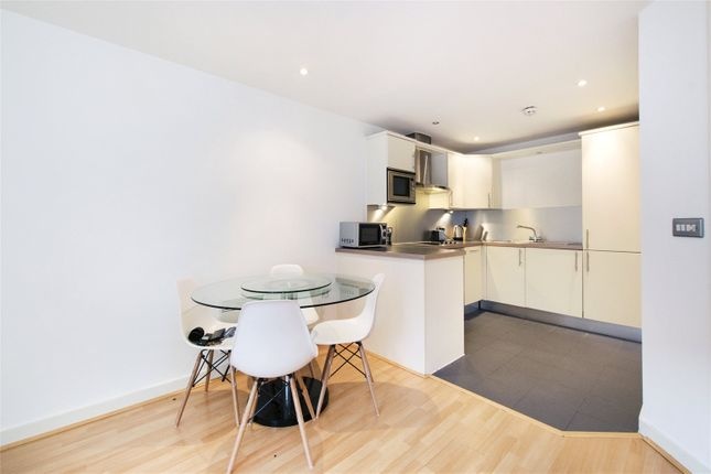 1 Bed Flat, Brewhouse Yard, EC1V, N1 7GU