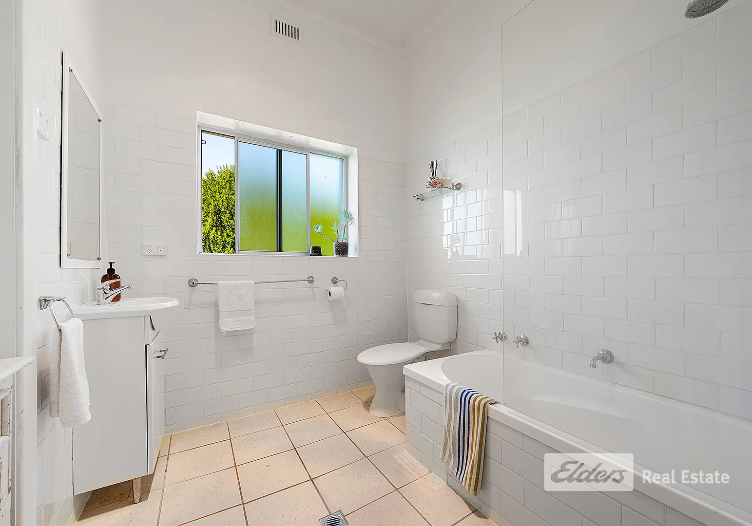 Additional image 19 of 6 Banks Road, Robe SA 5276