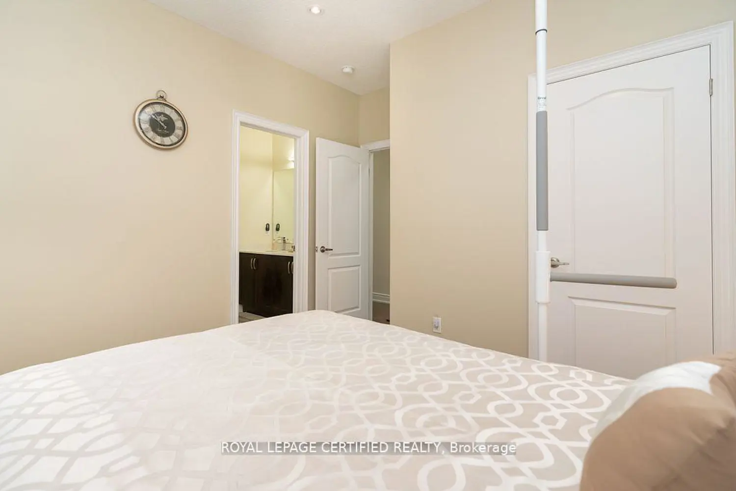 Additional image 12 of 792 Glenbrook Avenue