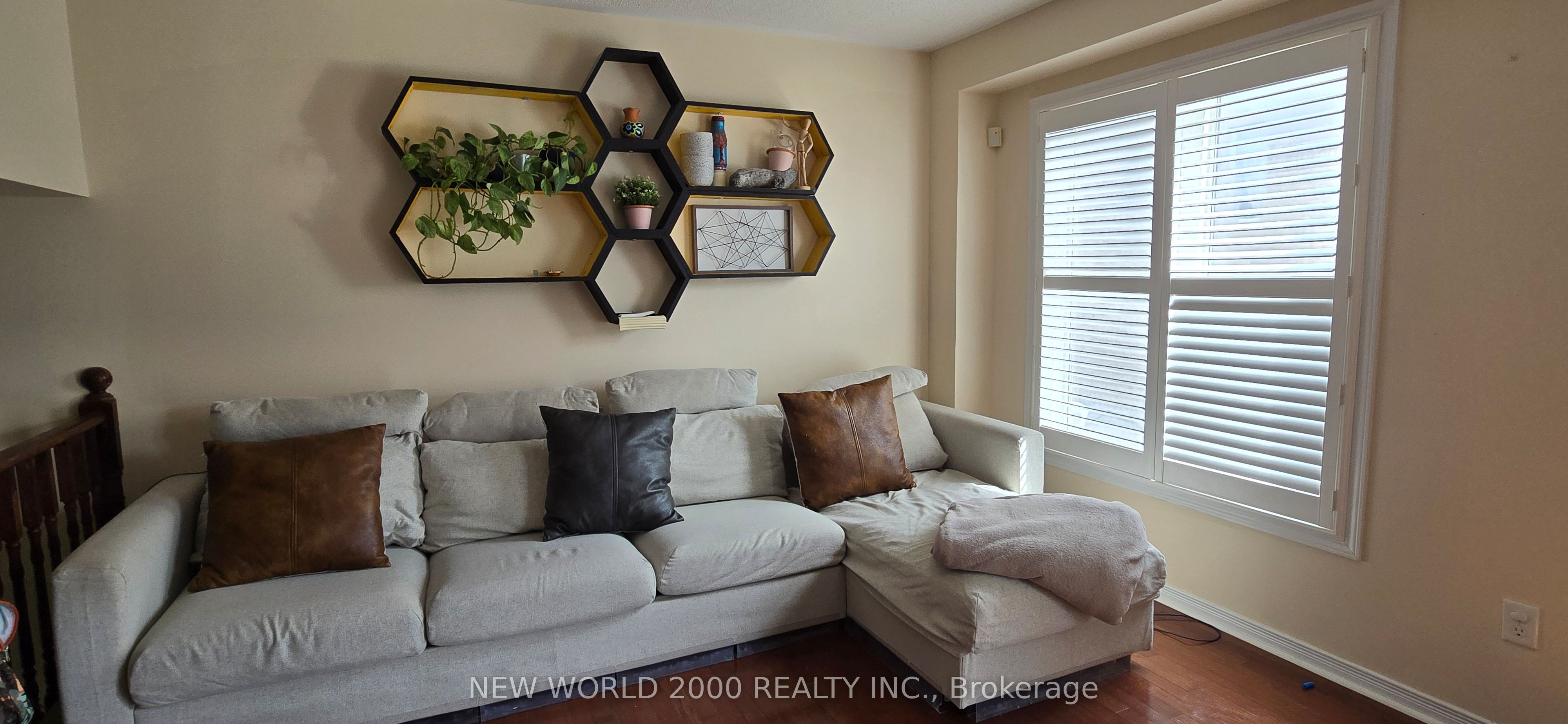 Additional image 4 of 27 Stonewood Street, Ajax, ON, L1S 0B3