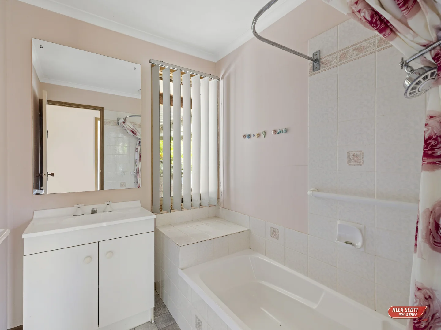 Additional image 12 of 3 Laura Grove, Leongatha VIC 3953