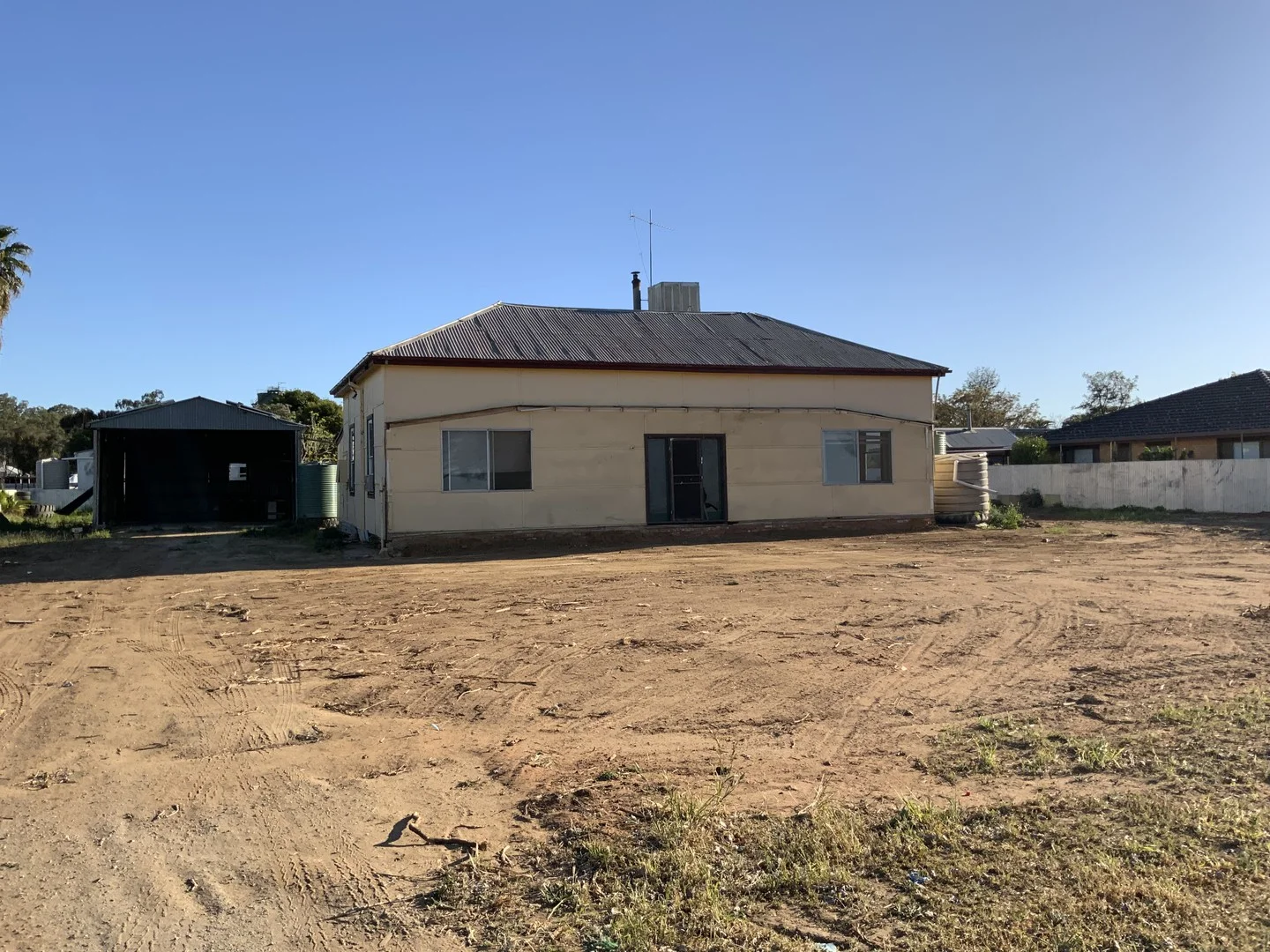 341 Moama, Hay NSW 2711