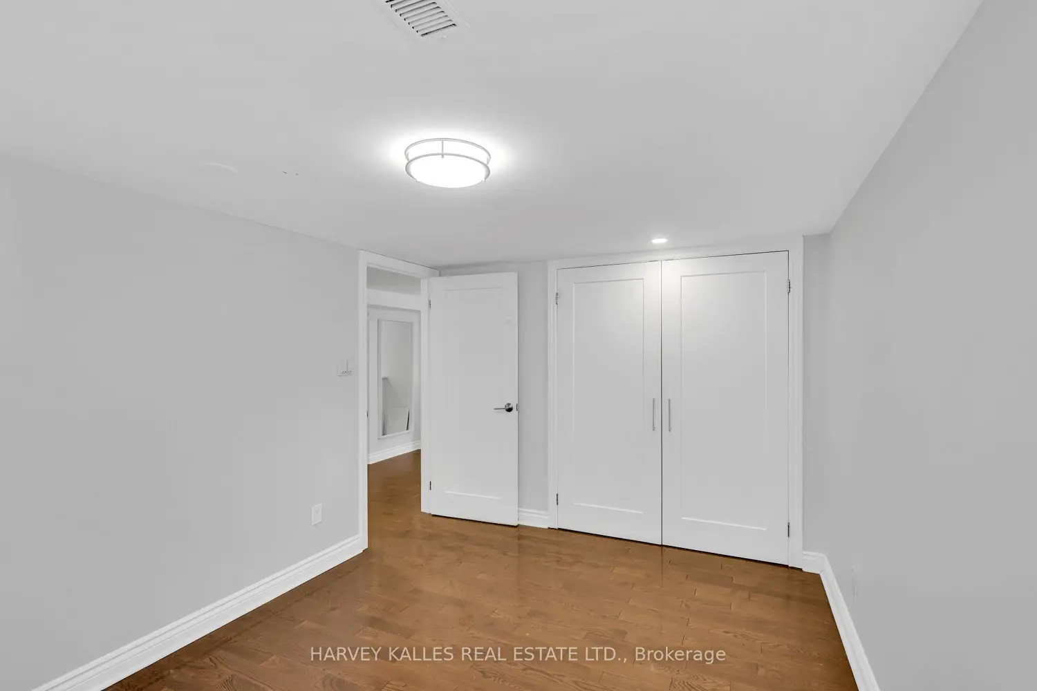 Additional image 18 of 12 Armour Boulevard