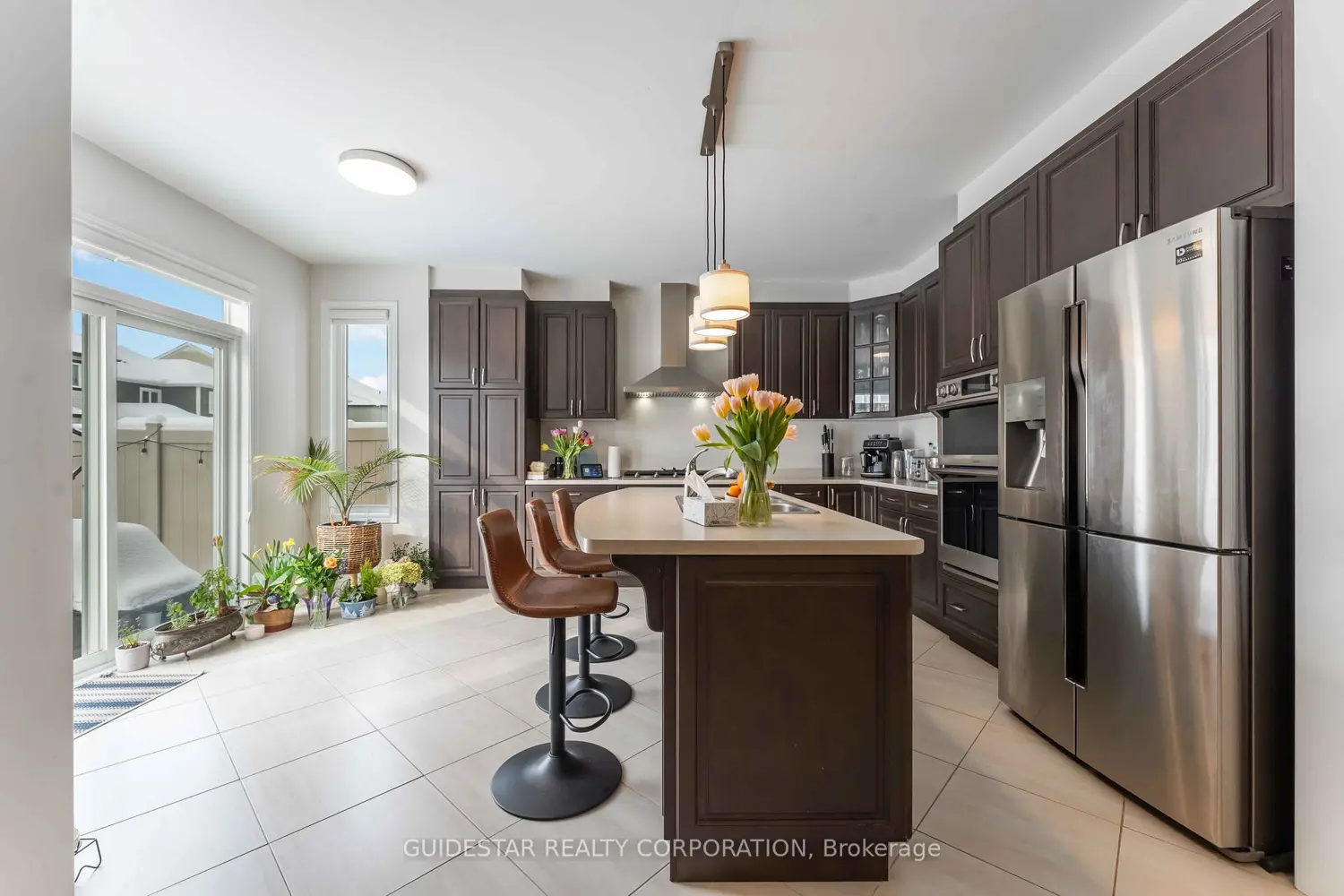 Additional image 7 of 30 Oxalis Crescent