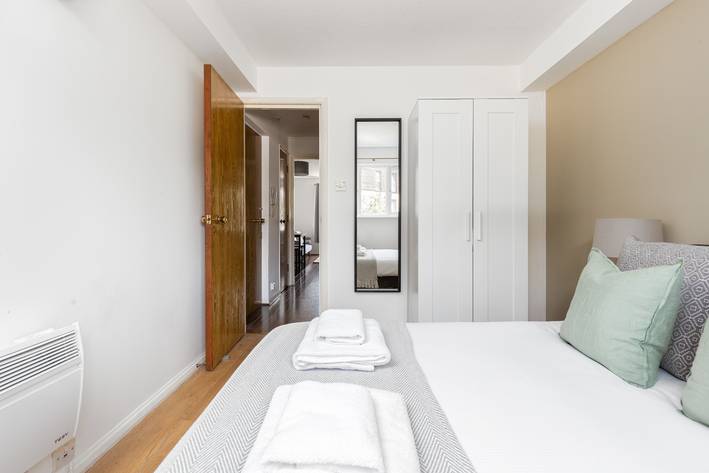 Additional image 9 of 1 Bed Flat, Goodwin Close, SE16, N1 7GU