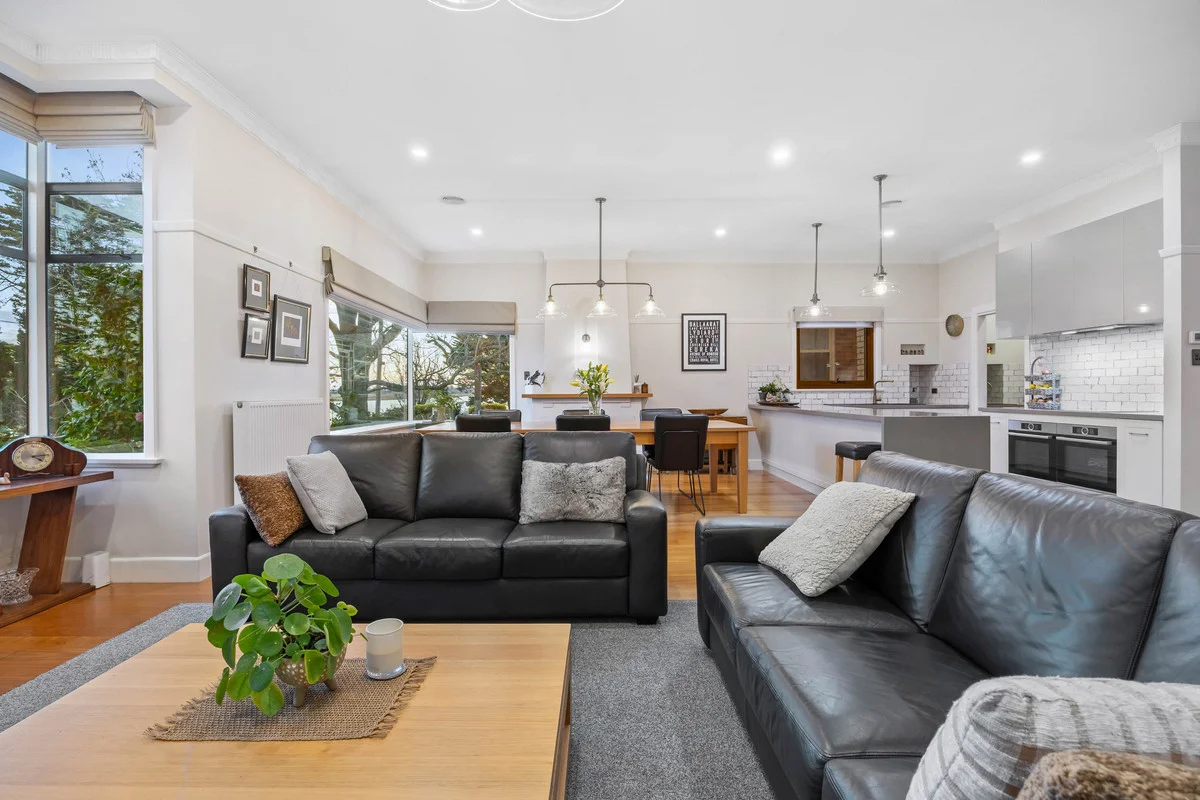 Additional image 10 of 302 Wendouree Parade, Lake Wendouree VIC 3350