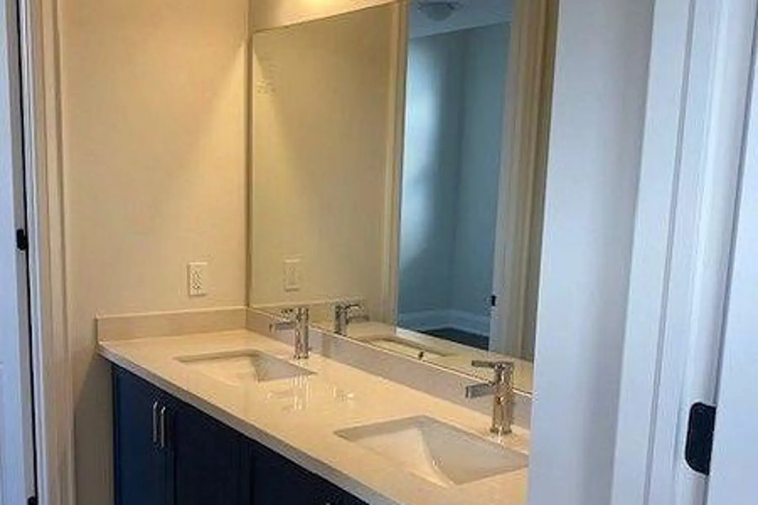 Additional image 12 of 53 Holly Lane