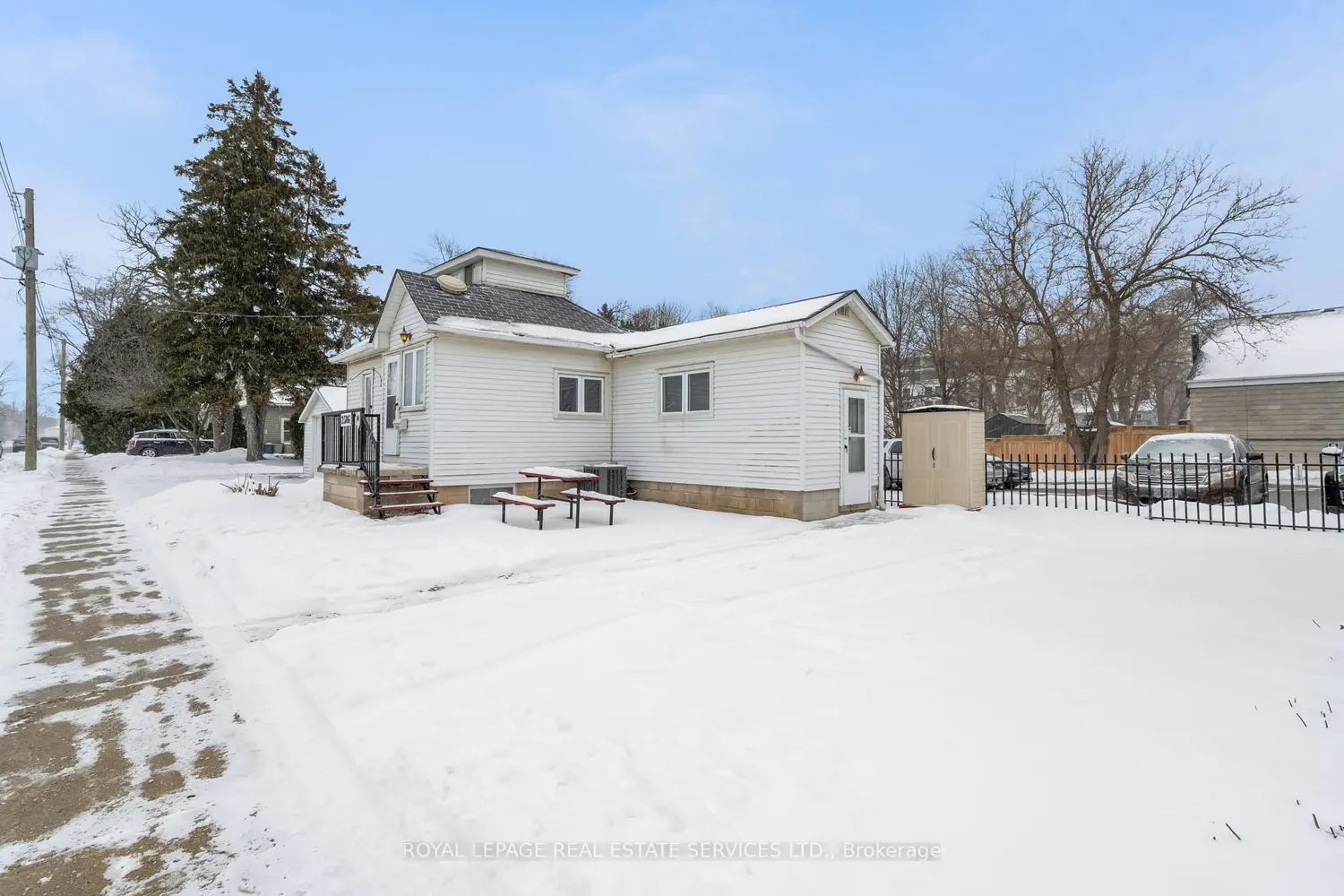 Additional image 3 of 2386 Sovereign Street