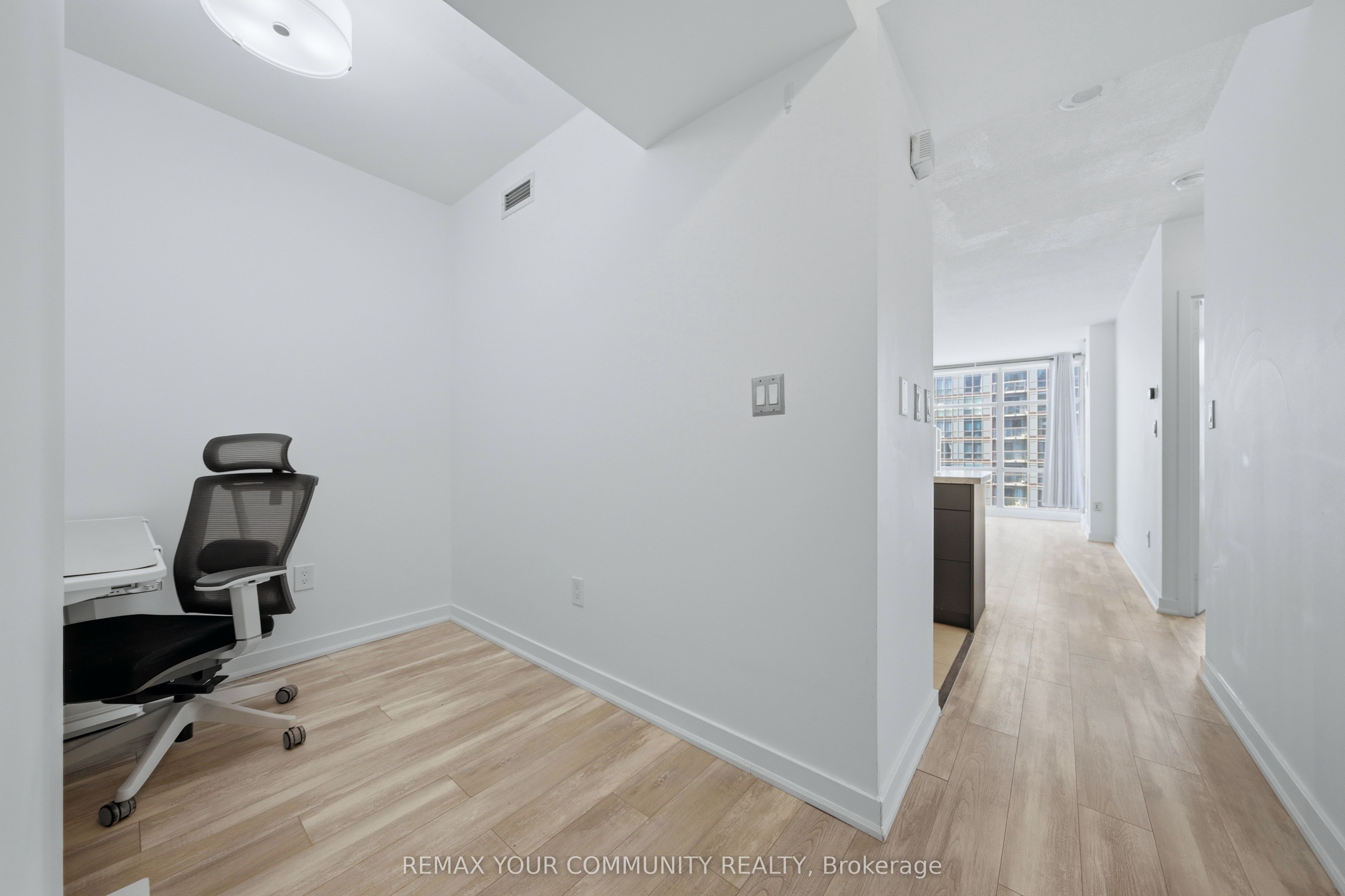 Additional image 5 of 4502-35 Mariner Terrace, Toronto, ON, M5V 3V9