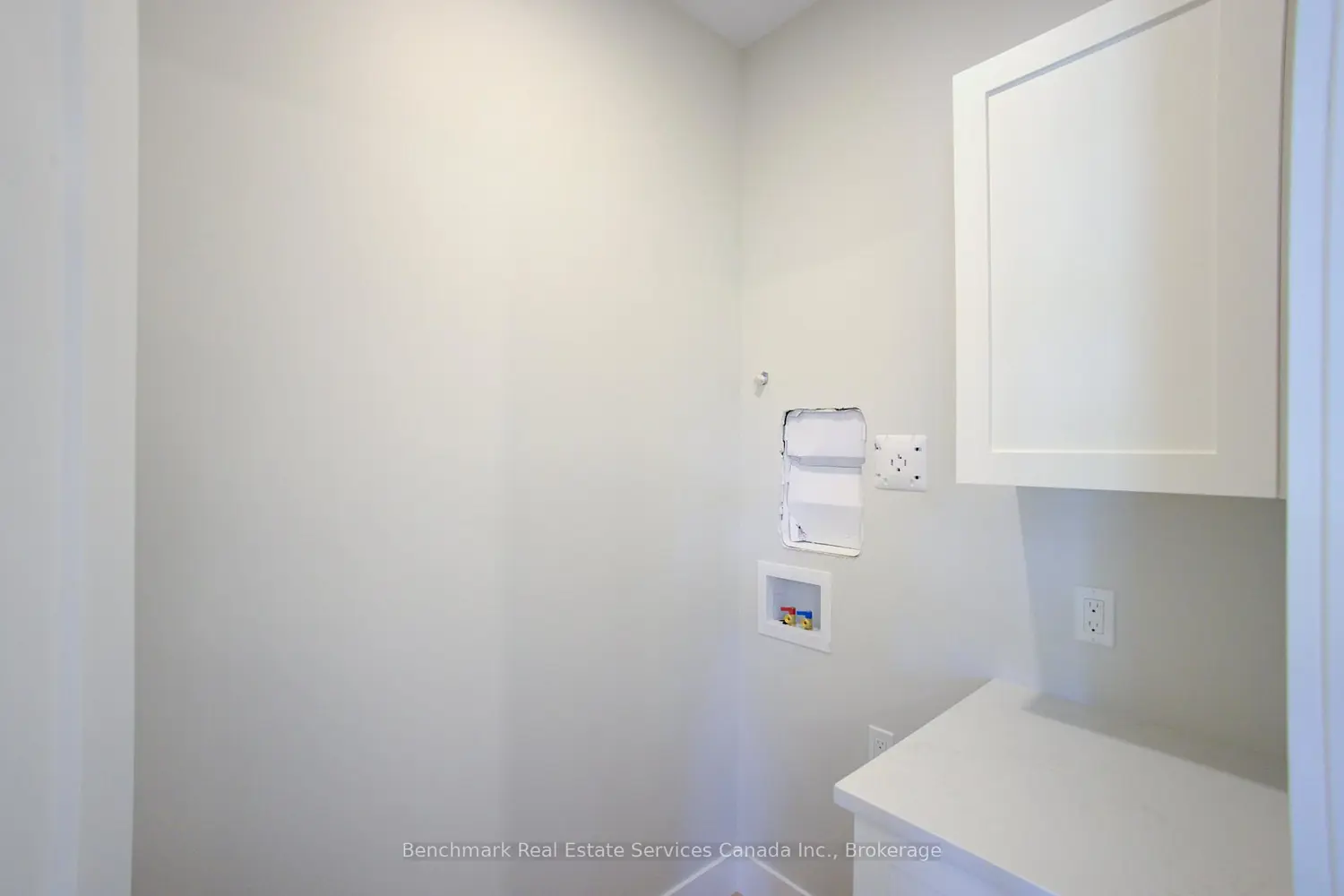 Additional image 10 of 1182 Queen Street 54