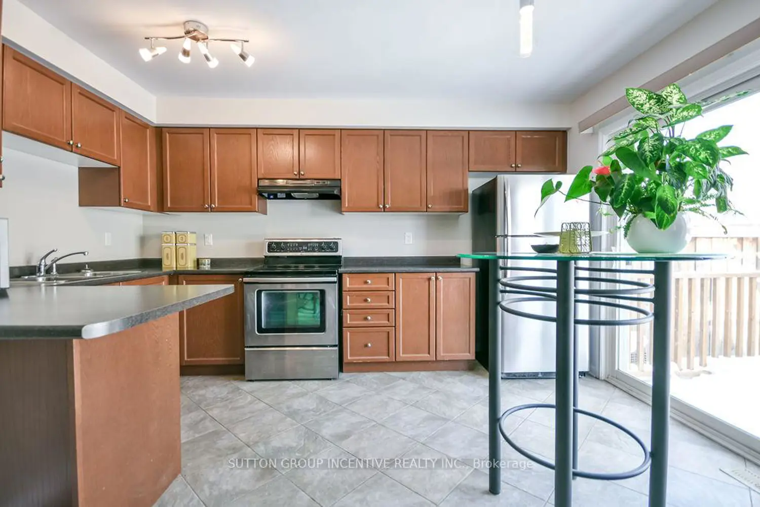 66 Ferris Lane photo 5