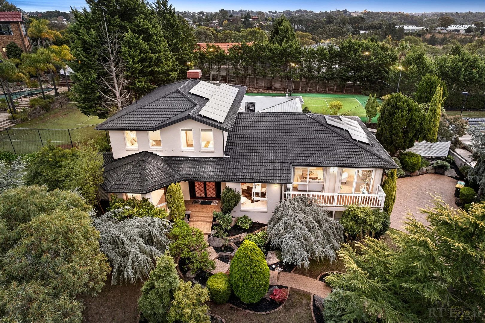 77 Deep Creek Drive, Doncaster East VIC 3109