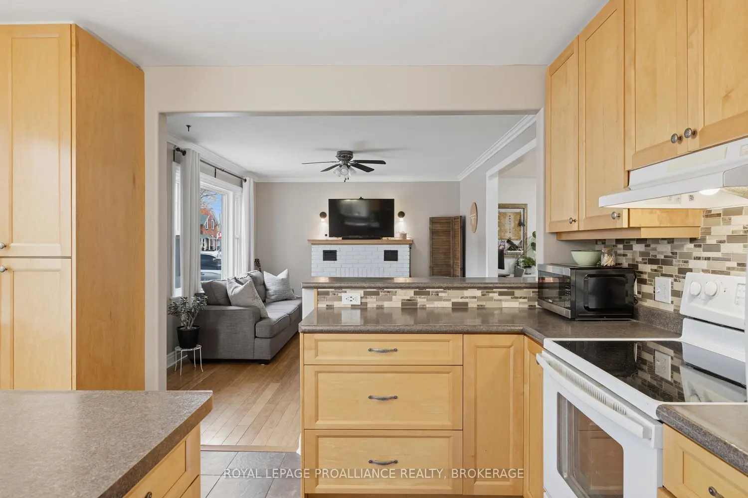 Additional image 9 of 225 East Street