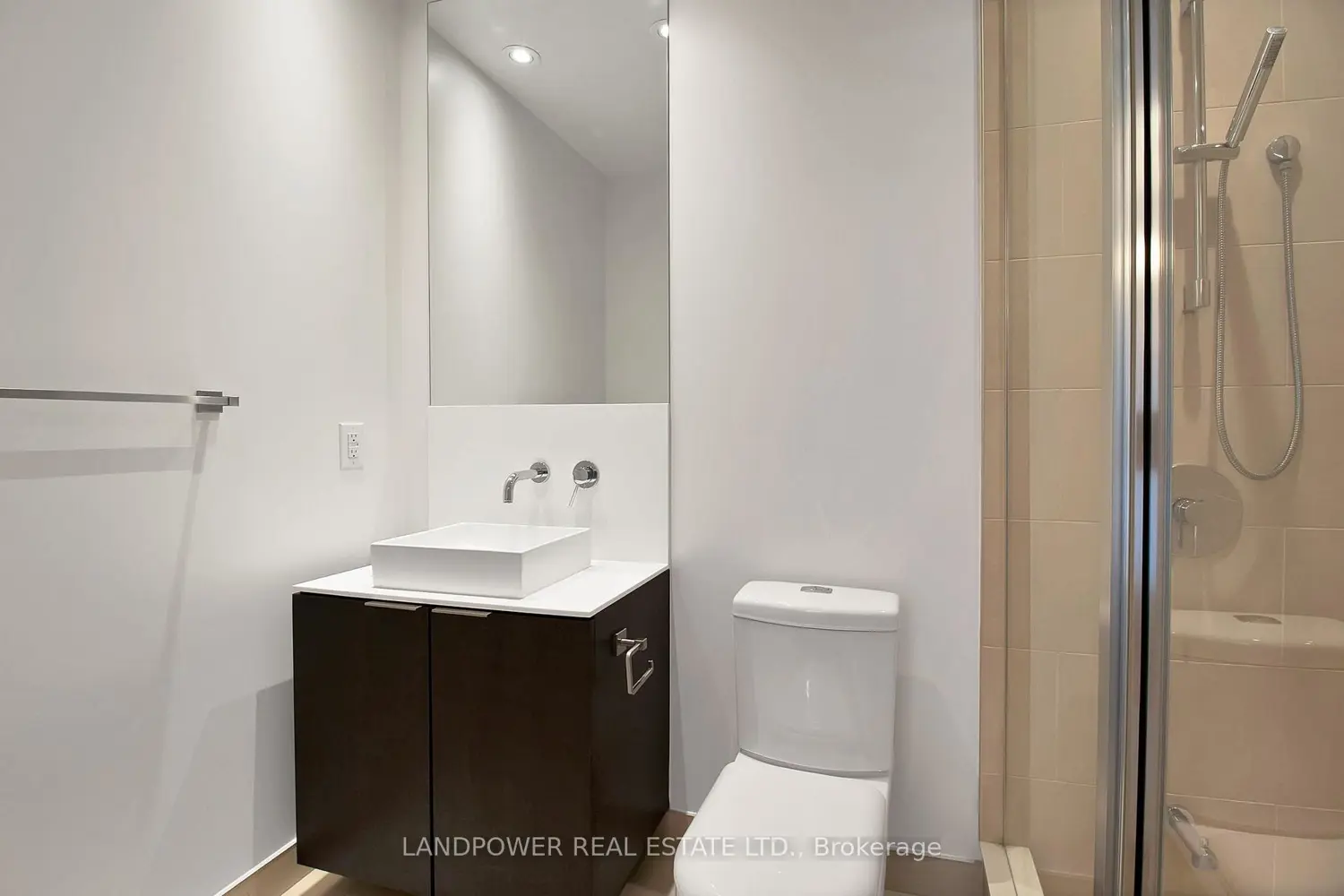 Additional image 7 of 159 Dundas Street 1107