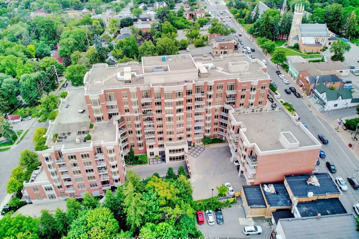 10101 Yonge Street 101