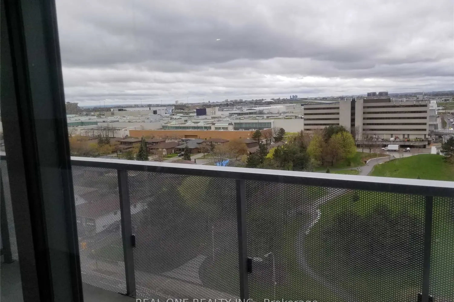 Additional image 7 of 160 Flemington Road 1009