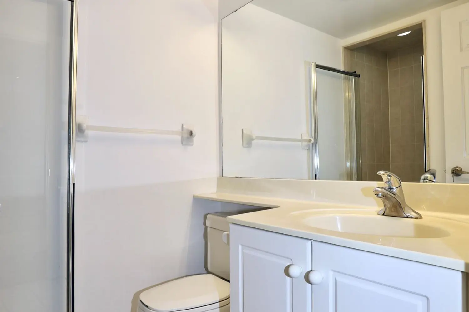 Additional image 13 of 7 Lorraine Drive 1116